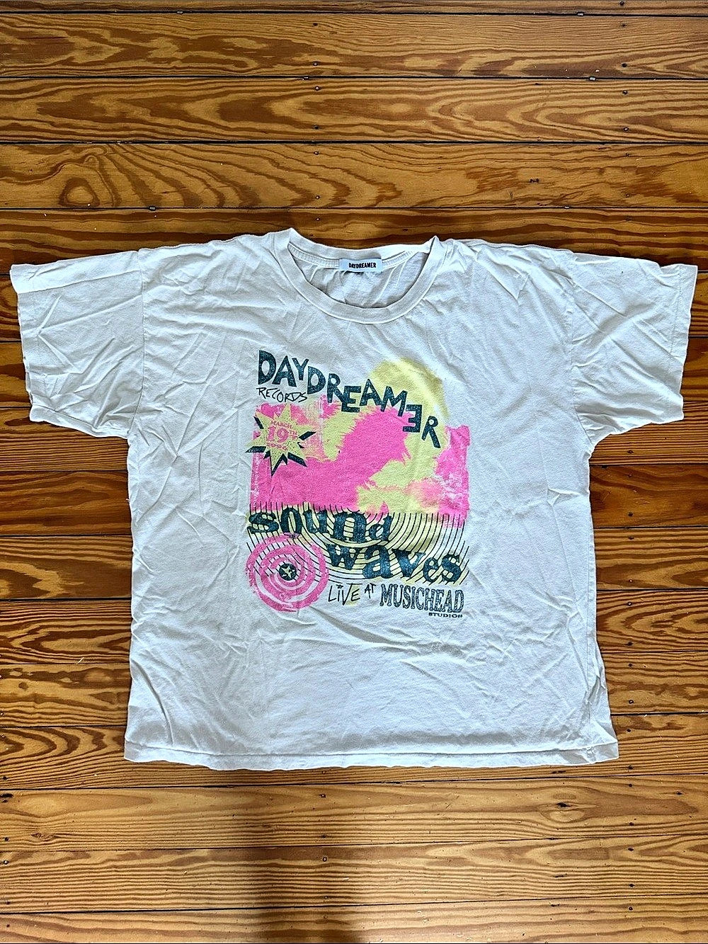 Daydreamer Graphic Short Sleeve Tee White & Pink Large
